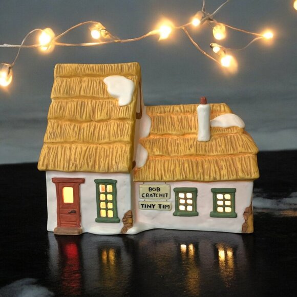 Dept 56 The Cottage Of Bob Cratchit & Tiny Tim Dickens Village Building - 1986 - Picture 1 of 11